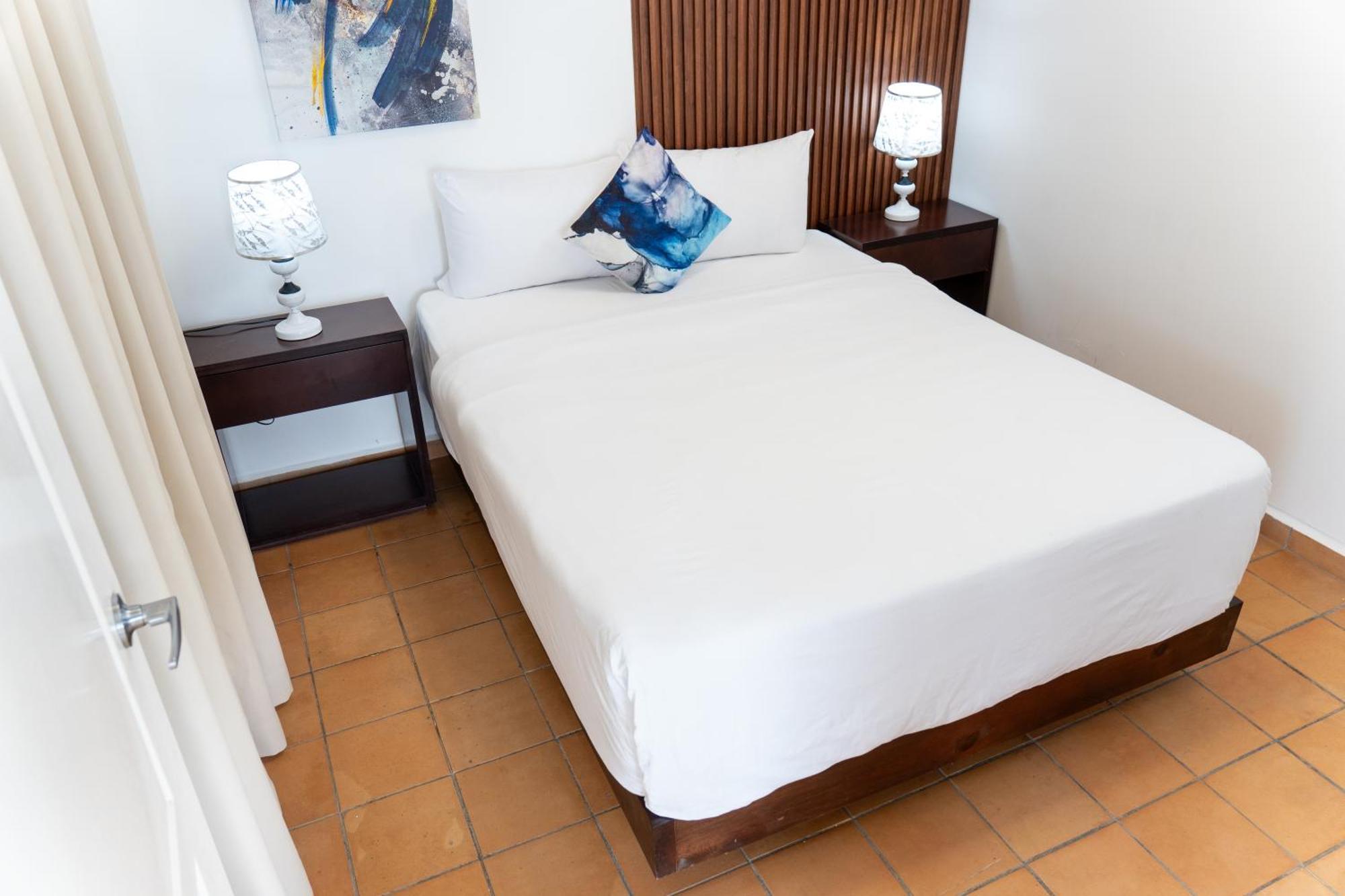 Hotel H4 El Paraiso Экстерьер фото